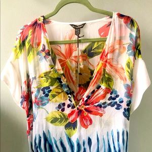 Beautiful silk blouse Tommy Bahama